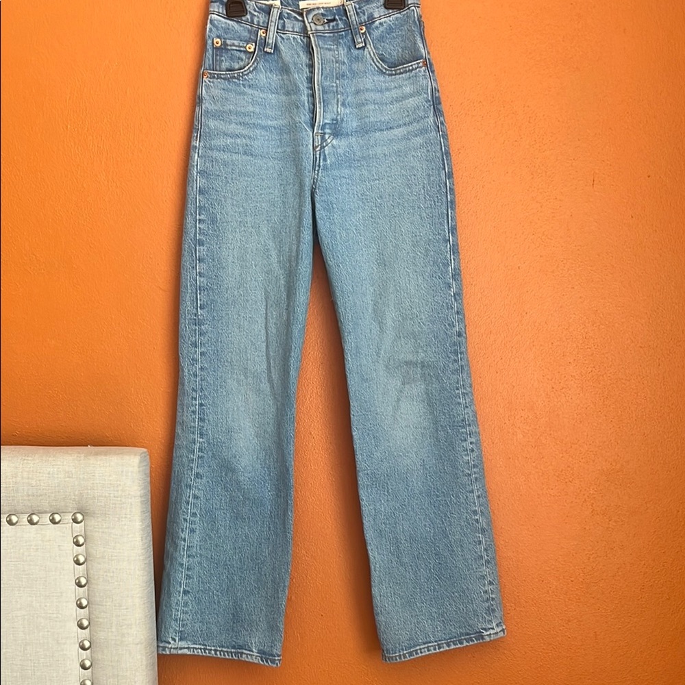 Levi’s Women’s Jeans - Size 23